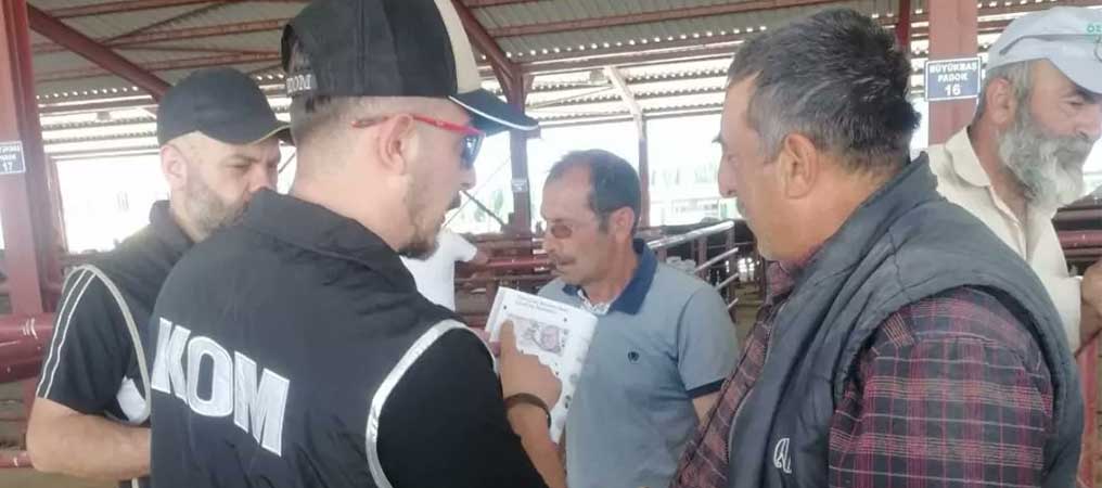 Polisten Kurban Pazarında Sahte Para Uyarısı