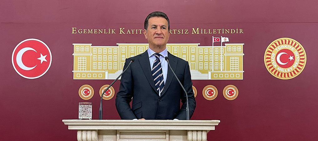 Sarıgül, Bu Bayramda Büyüklerimizin Gönlünü ve Hayır Dualarını Almalıyız