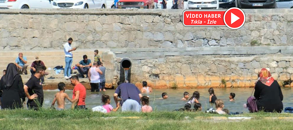 Sıcaktan Bunalan Vatandaşlar Ekşisu’daki Havuzda Serinledi