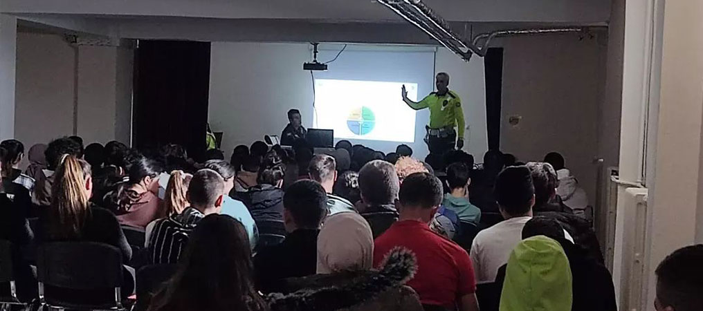 Trafik ve Trafik Güvenliği Konularında Bilgilendirme Yapıldı