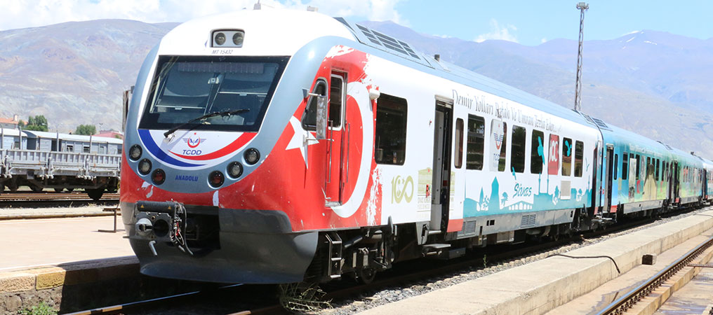 Turistik Doğu Ekspresi, İlk Seferine Başladı 