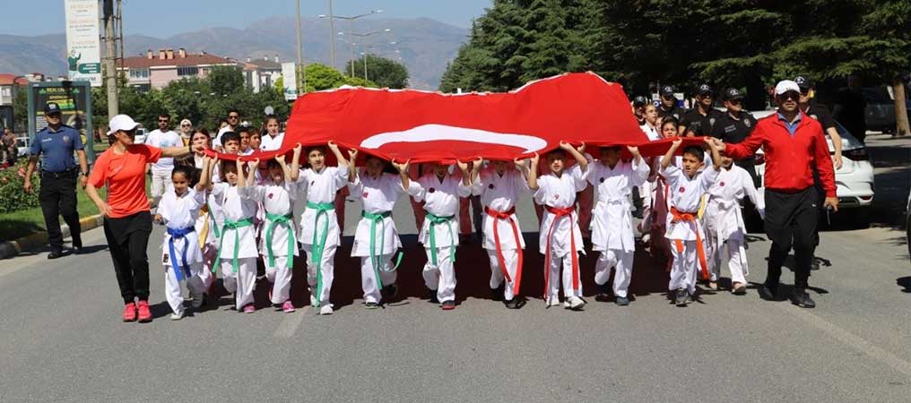 Atatürk’ün Erzincan’a Gelişinin 103. Yıl Dönümü Kutlandı