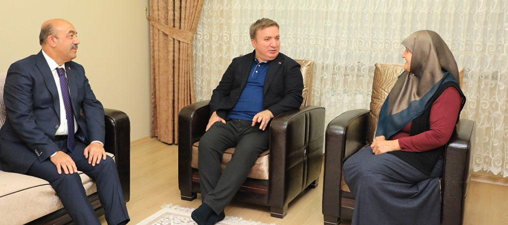 Vali Aydoğdu’dan Şehit Annesine Ziyaret