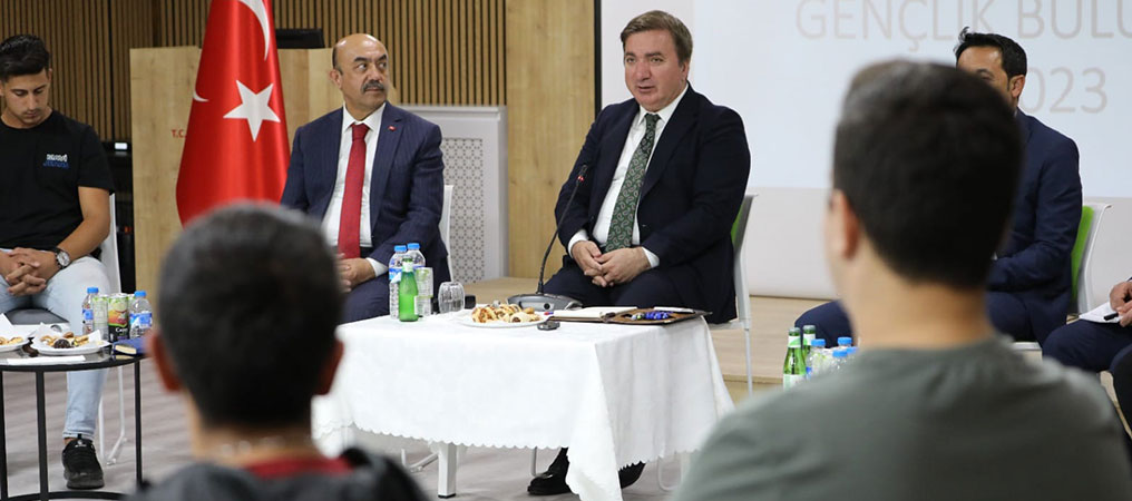Erzincan'ın Gençleri, Vali Hamza Aydoğdu ile Buluştu