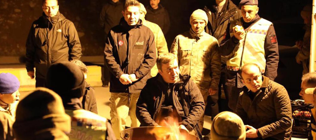 Vali Aydoğdu’dan İliç’te Görevli Güvenlik Güçlerine Ziyaret
