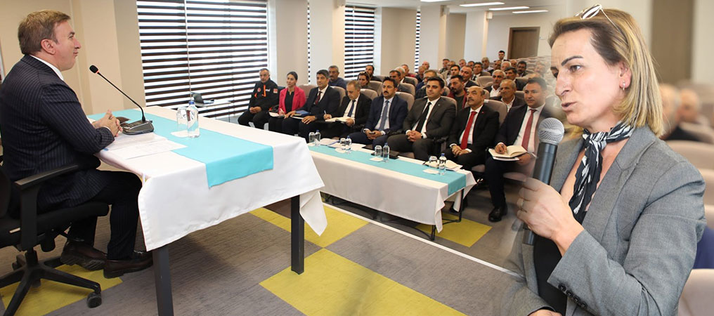 Vali Hamza Aydoğdu, Muhtarlar ile İstişare Toplantısı Düzenledi