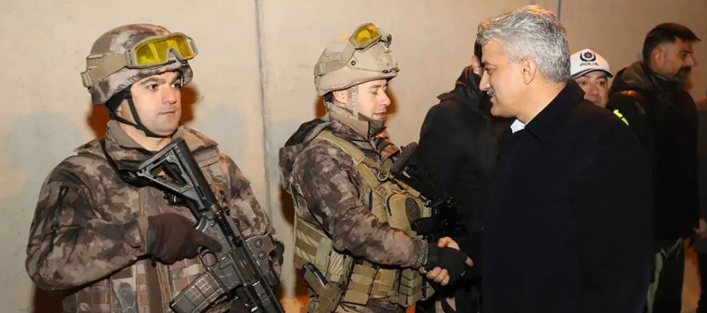 Vali Makas Polis, Jandarma ve Güvenlik Korucularını Ziyaret Etti