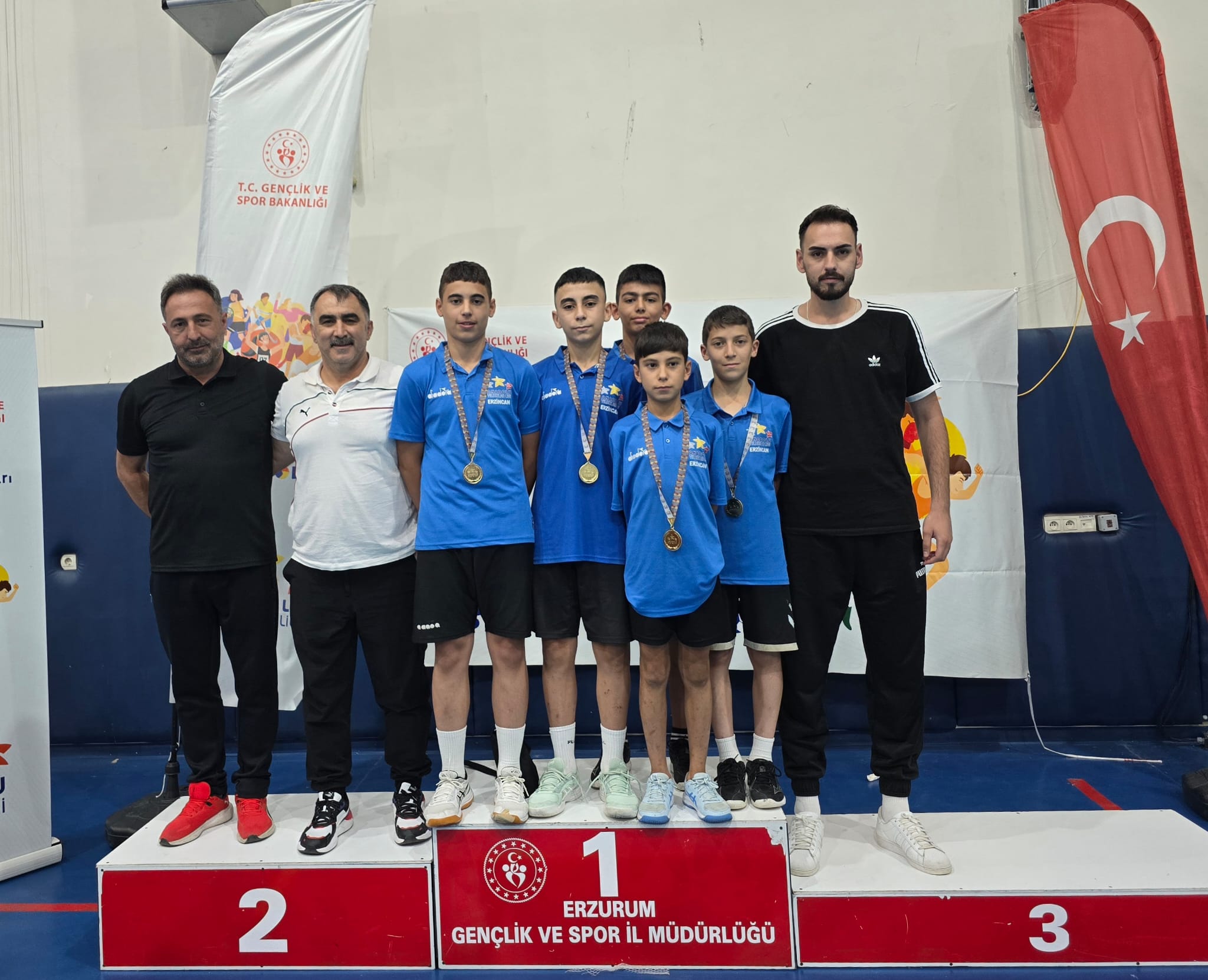 Erzincanlı Badmintoncular Erzurum’da Final Vizesini Aldı