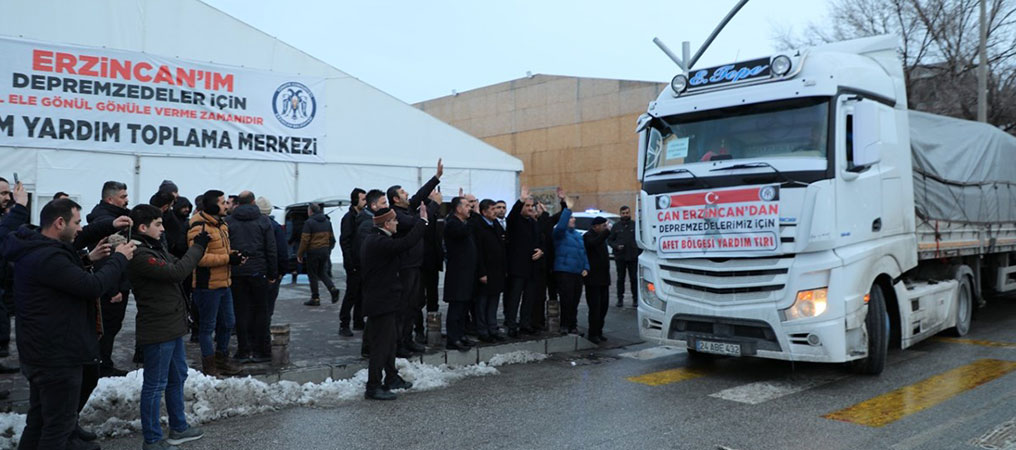 Yardım Tırları Erzincan'dan Deprem Bölgesine Doğru Yola Çıktı