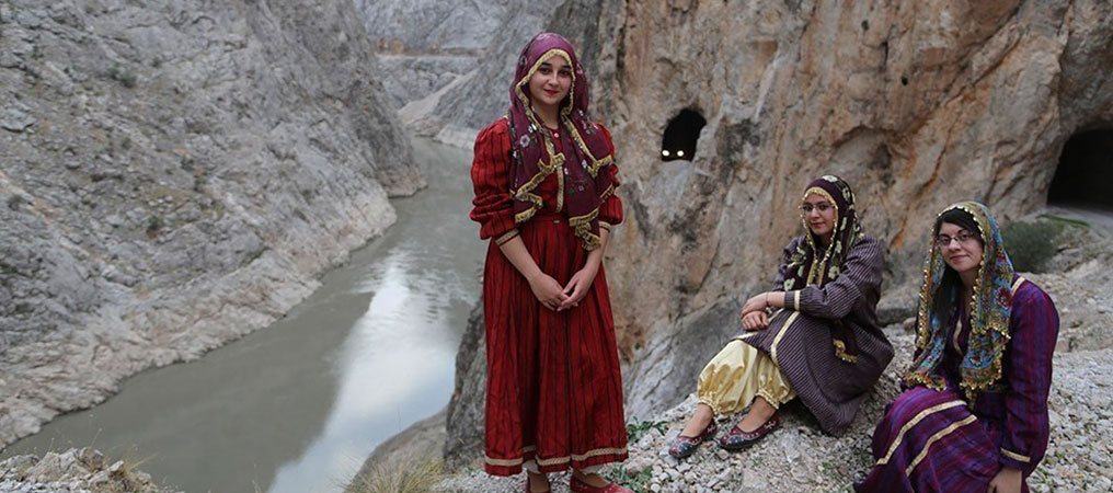 Yaz Aylarında Kemaliye Nüfusunun 10 Katı Ziyaretçi Ağırlıyor