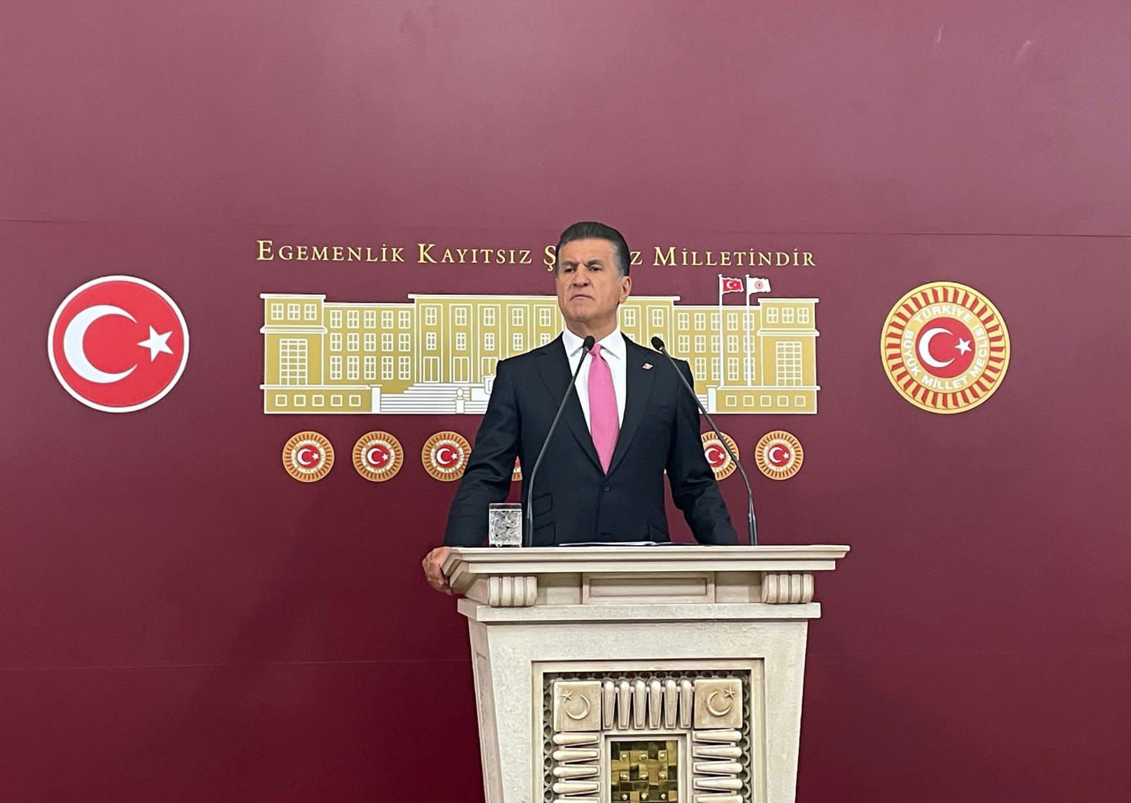 Sarıgül; Açıkta Yatan, Kapalıda Yatan Diye Ayrımcılık Olmaz
