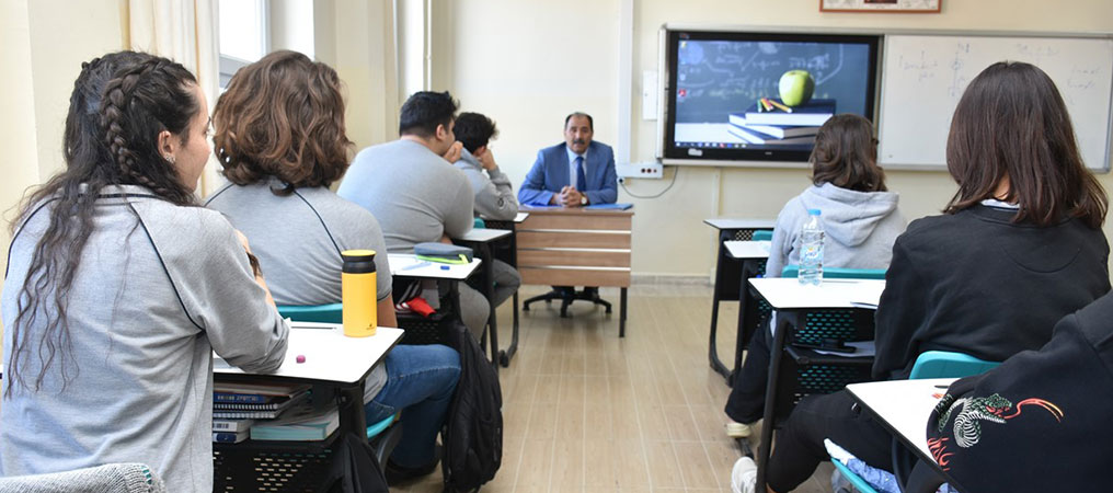 İl Milli Eğitim Müdürü, Öğrencilere Misafir Oldu