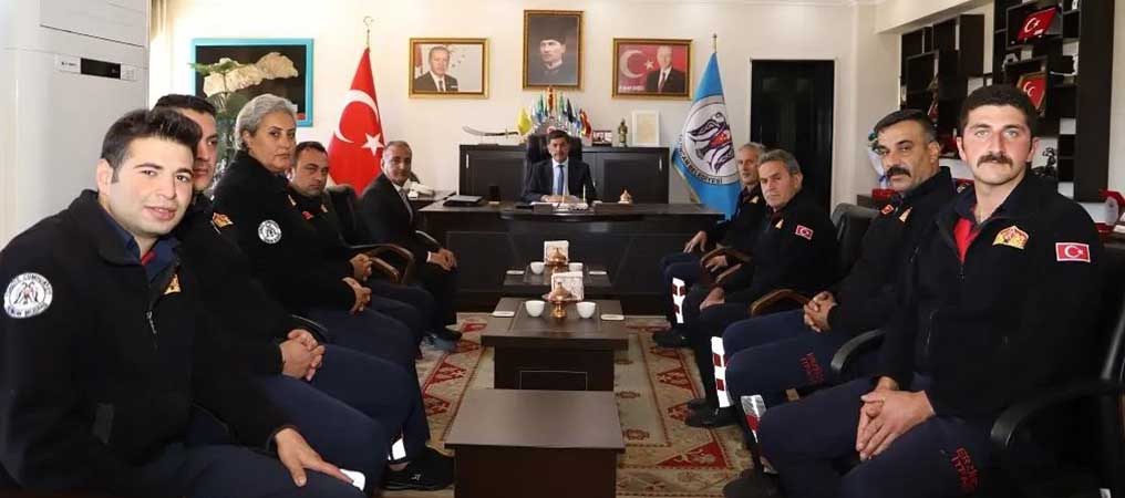İtfaiye Personellerinden Başkan Aksun’a Ziyaret
