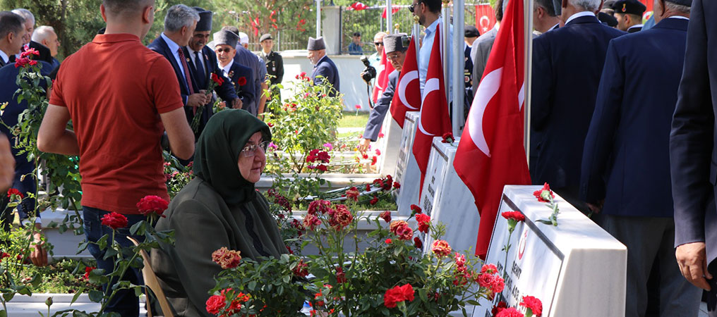 Şehitler Dualarla Yâd Edildi